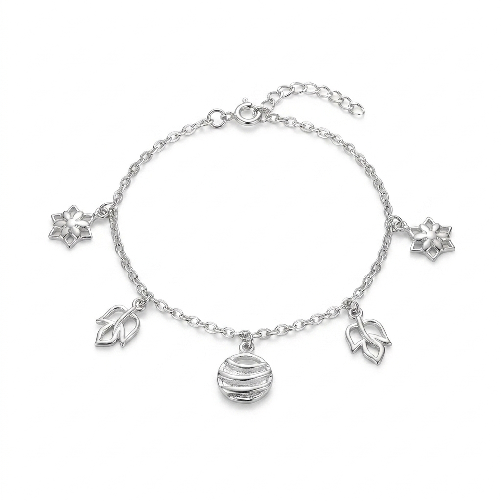 Star Leaf Bracelet, Bracelets in 925 sterling silver, studio shot